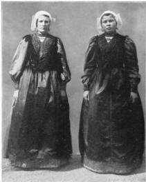 Klederdracht vrouwen Soest