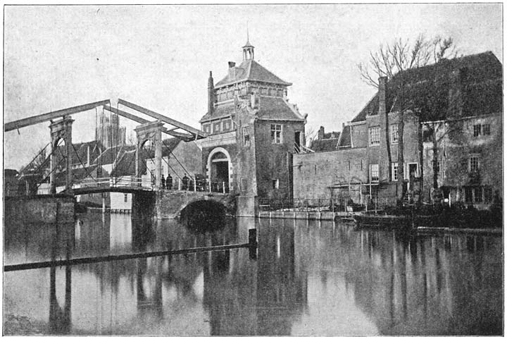 Gezicht op de voormalige Spoeij of Spuipoort Dordrecht